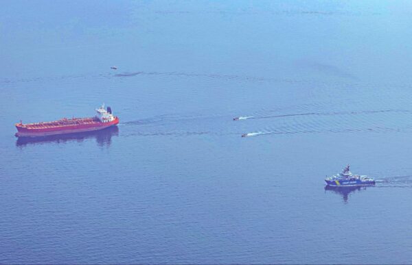 «Море, море – мир бездонный»